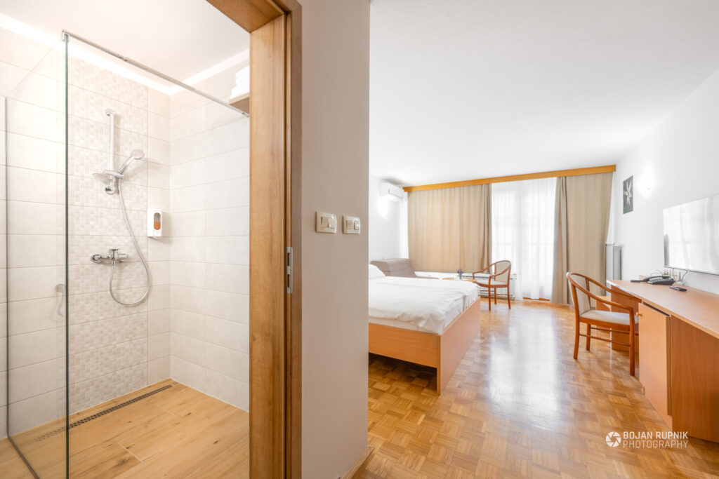 Soba v Termah Banovci